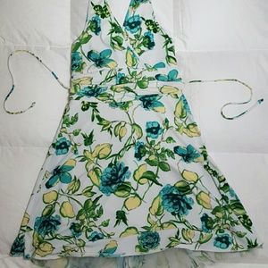 Spring floral mini dress 🍃